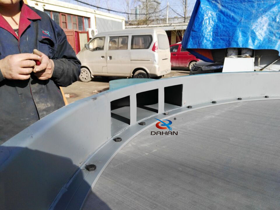 1800mm篩粉機出口