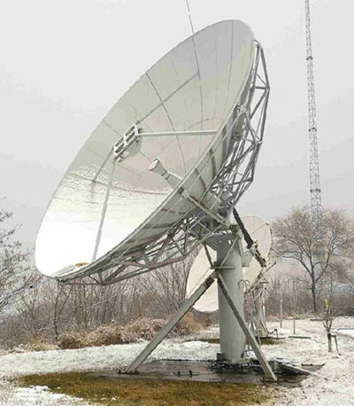 高騰電子北斗衛星NTP時間服務器在云崗衛星地球站成功投入運行